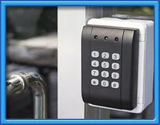 North Smithfield Locksmith Service North Smithfield, RI 401-856-9190 North Smithfield Locksmith Service North Smithfield, RI 401-856-9190 - comm-home-68-35mod